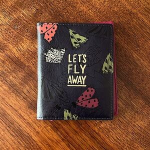 FOSSIL leather passport holder/wallet combo NWT